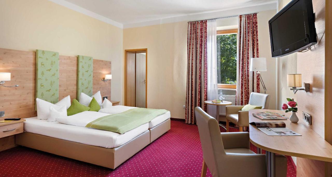 Hotel Liebl Plattling Bagian luar foto