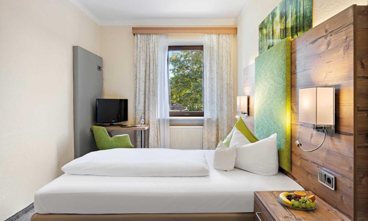 Hotel Liebl Plattling Bagian luar foto
